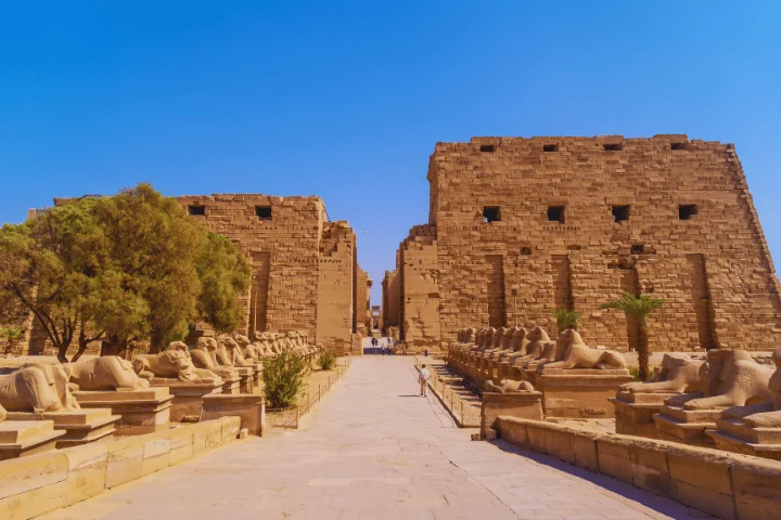 Unveiling the Wonders of Egypt with Discovery Tours: Your Ultimate Guide